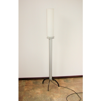 Lampa vintage E27 z metalową podstawą